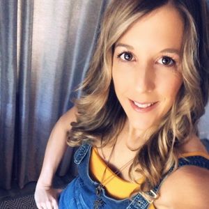 Meet your Posher, Rebekah